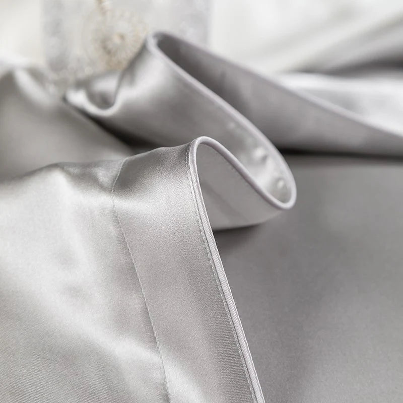 Royalis Mulberry Silk King Bedding – Cityscapes Silver