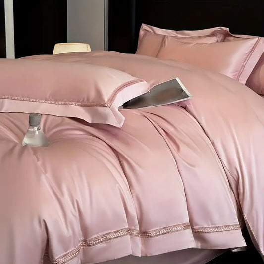 Blush Halo Four-Piece Egyptian Cotton Bedding Set – Queen or King